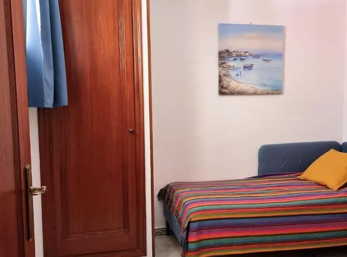 De Don Huberto, Locos