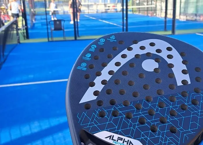 De Don Huberto, Locos