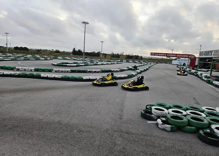 De Don Huberto, Locos Appartement